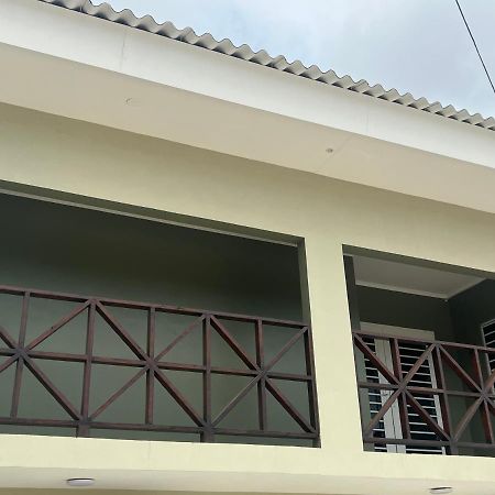 Cataleya Apartments Near Airport วิลเลมสตัด ภายนอก รูปภาพ